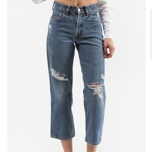 LEVI'S 550 CROPPED MOM JEAN